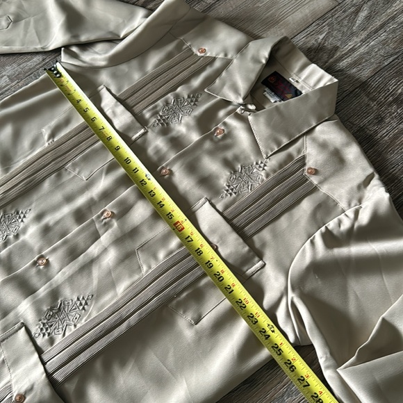 COPACABANA AUTHENTIC YUCATAN GUAYABERA, SIZE MEXICO 44 🇲🇽 - Picture 13 of 15